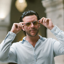 Cargar imagen en el visor de la galería, Bruno oscuro Ambar